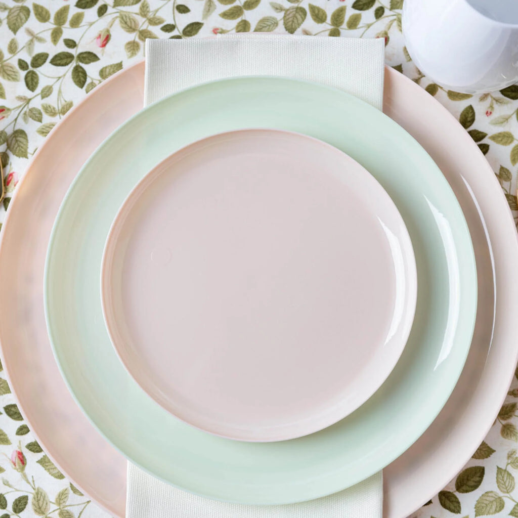10.6" Round Pink Disposable Plastic Plates (90 Pack) J5007