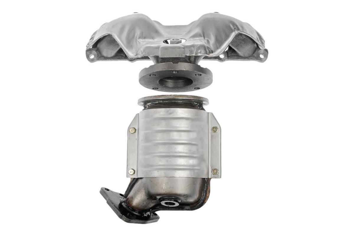Catalytic Converter with Integrated Exhaust Manifold Z81453