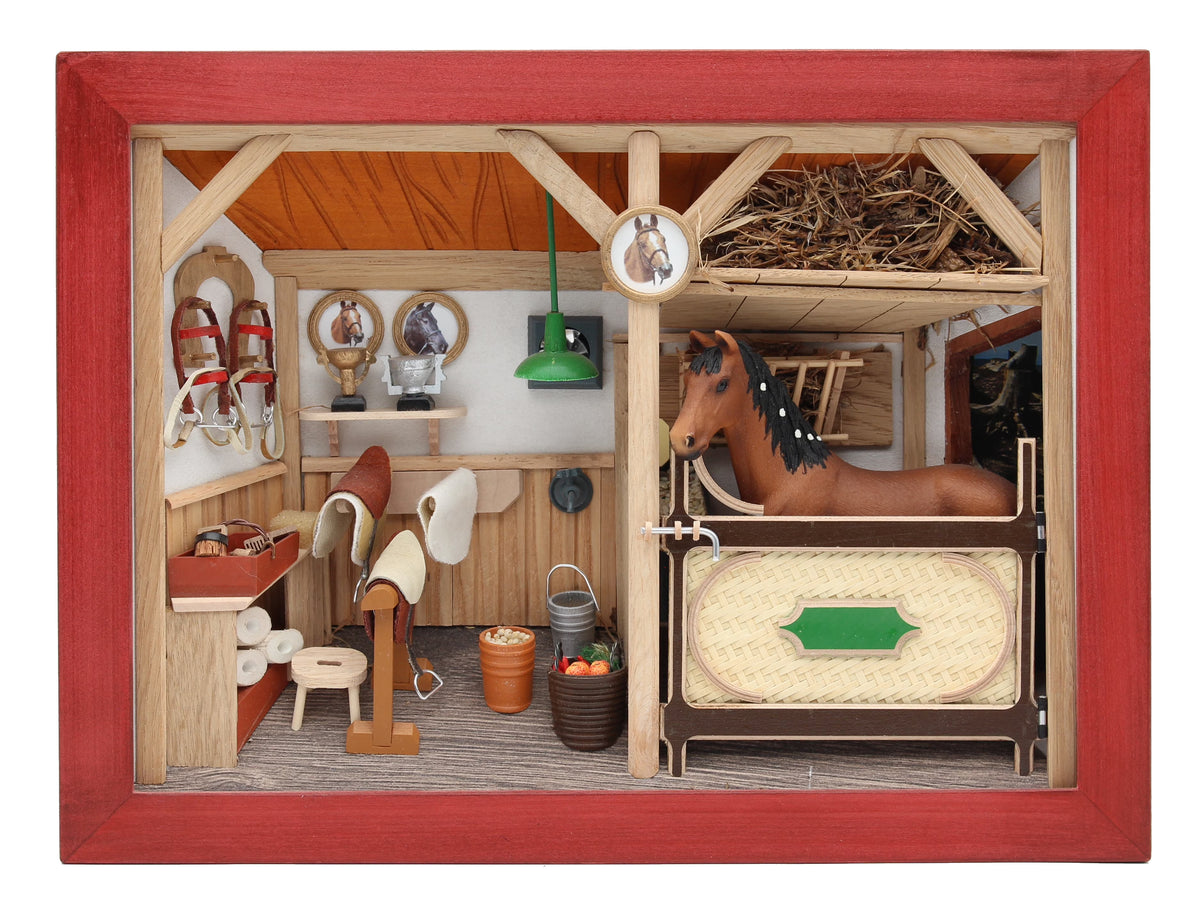 Horse Stable Z560