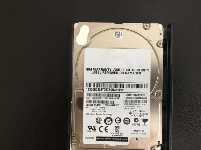 900GB SAS 2.5 Internal Hard Drive E64329