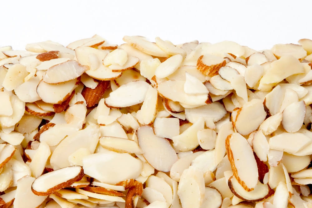 25 Pound Raw Natural Sliced Almonds B33683
