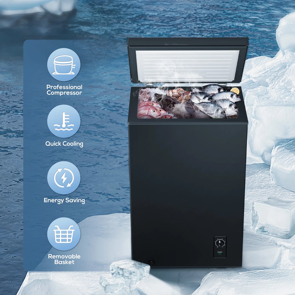 2.7 Cubic Feet White Compact Chest Freezer J573