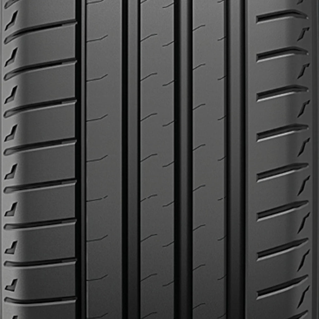Summer 245/35ZR20 95Y XL Passenger Tire P5721