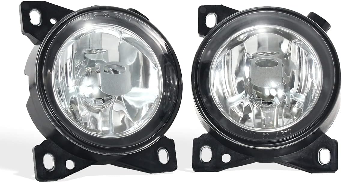 Pair Fog Lights with Bulbs, Pack of 2 C71187